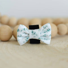 Our sage green white polka dot cat bow tie, 4.5cm length and 3cm height, with velcro attachment. Lightweight, stylish, and exclusive to Pet Store Collective.