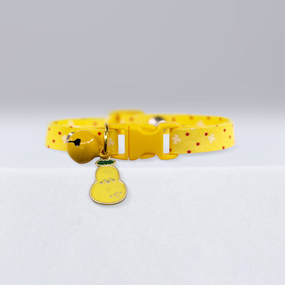 Safe and Adorable Cat Collars with Matching Charms