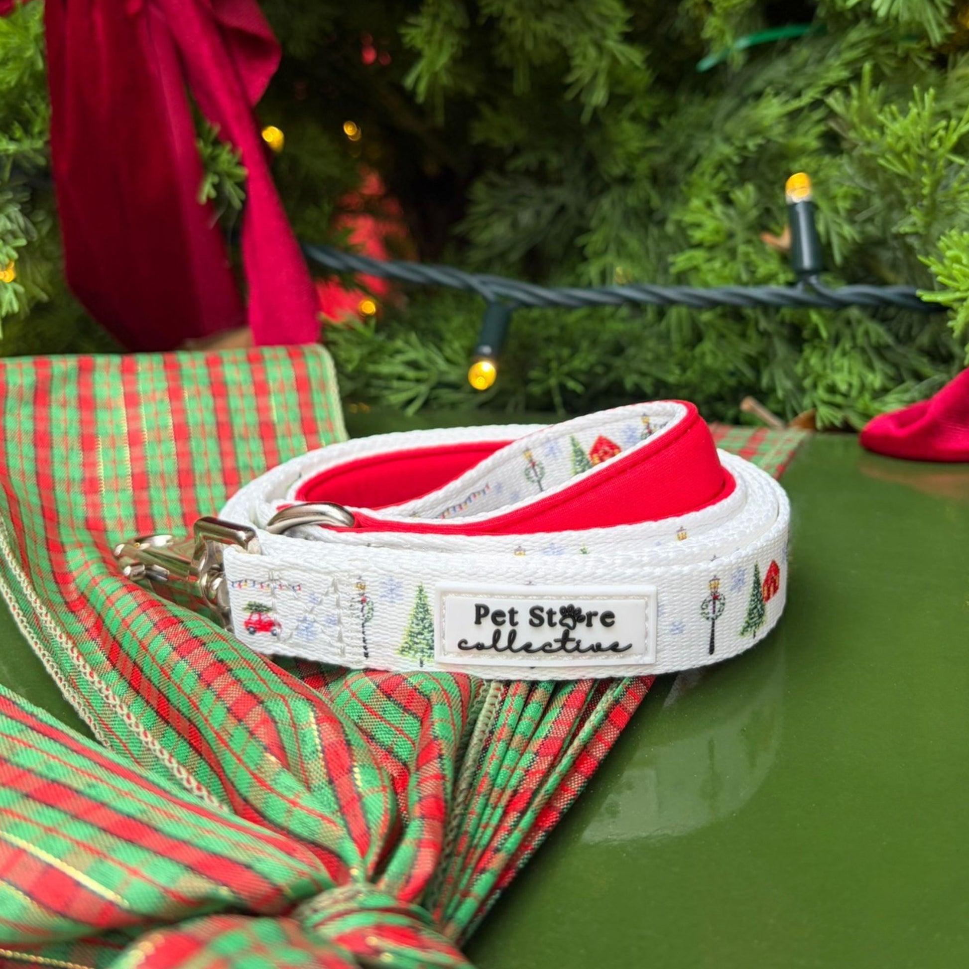 Christmas Magic Dog Lead - Pet Store Collective