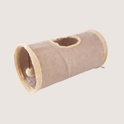 Beige cat tunnel made from durable suede, featuring a collapsible design for easy storage. Suitable for small to medium cats, with a diameter of 25 cm and length of 50 cm. Includes a dropdown ball toy.